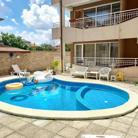Complex Yavor Apartment Aheloy Bagian luar foto