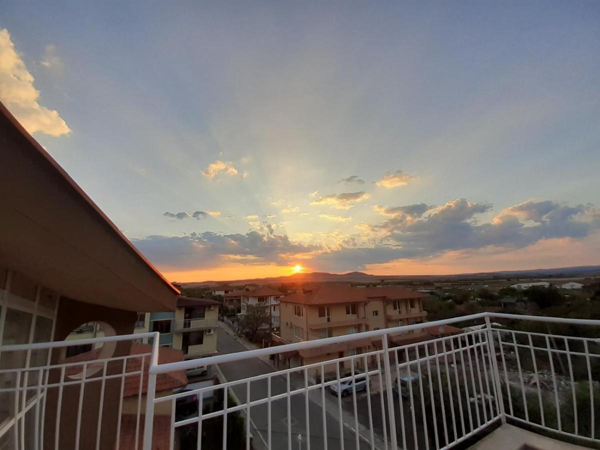 Complex Yavor Apartment Aheloy Bagian luar foto